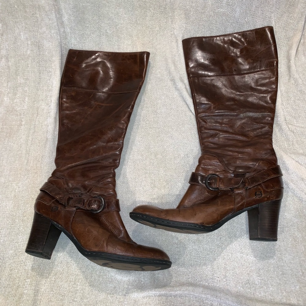 BORN Brown Leather Boots